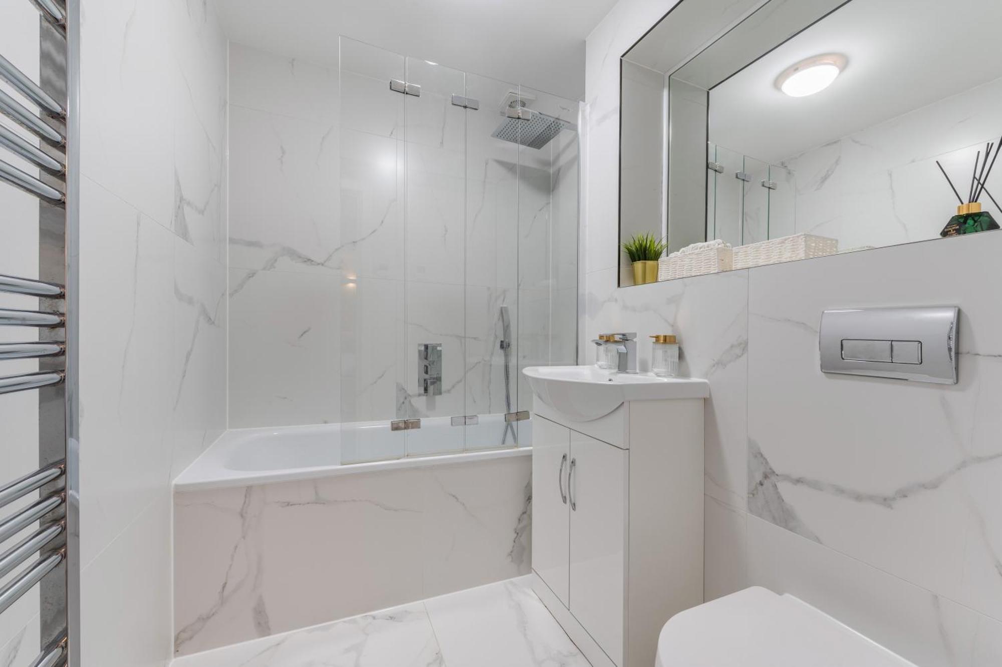 A Golden Haven Retreat In London Apartment Luaran gambar